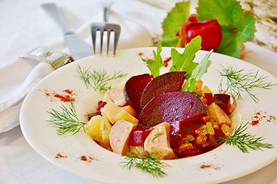 Serviervorschlag: Rote Bete Kartoffelsalat